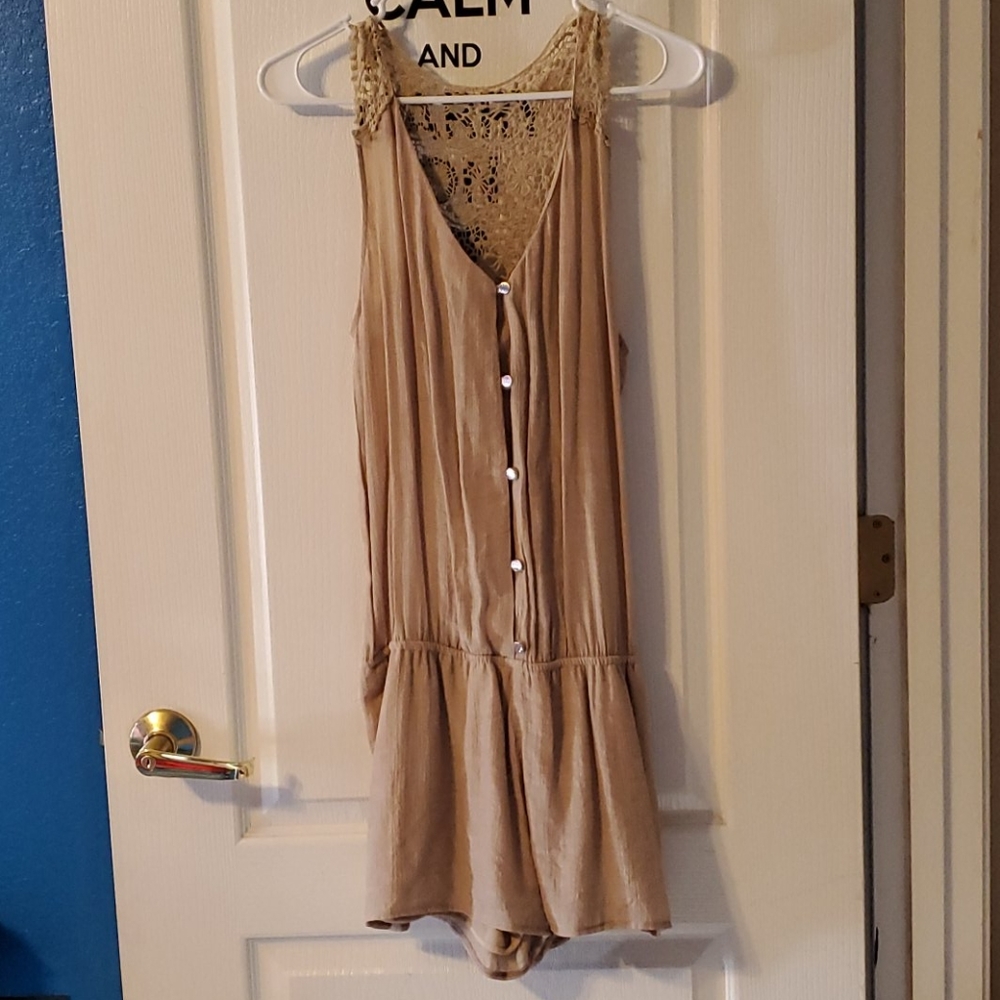 JR's Lace shorts Romper